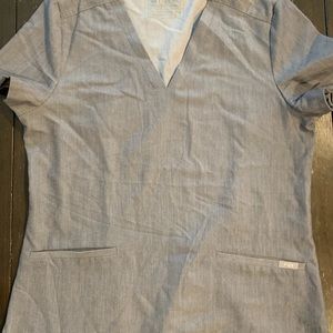 FIGS Casma scrub top Graphite- M